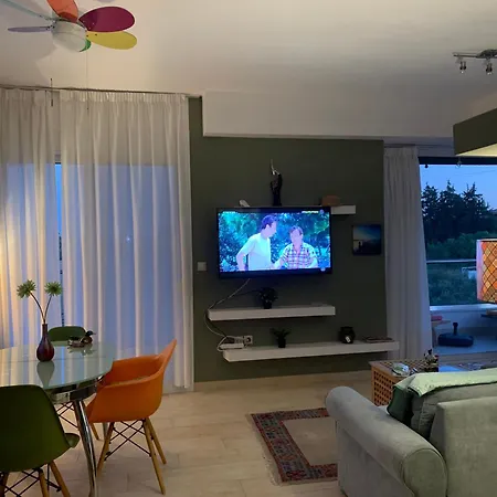 Vakantiehuis Evita , Penthouse, 53m2 ,athytos , Astonishing Sea View *