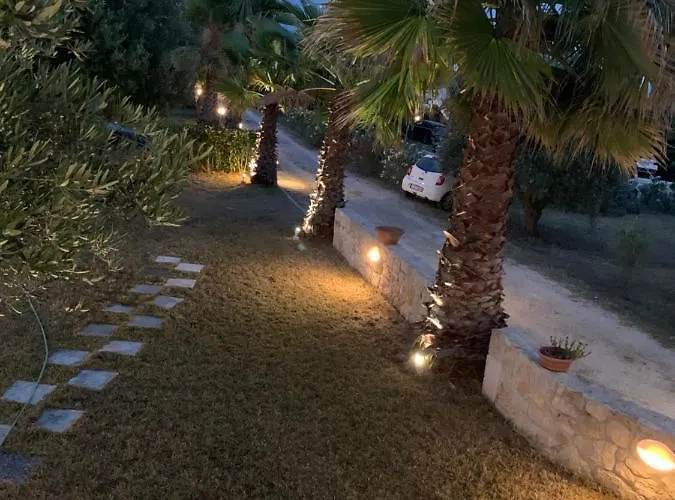 Evita , Penthouse, 53m2 ,athytos , Astonishing Sea View Vakantiehuis *